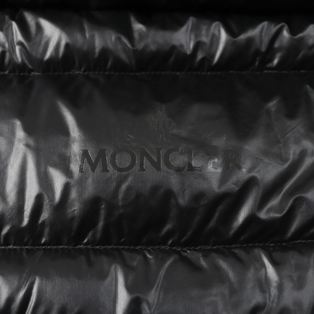 MONCLER Down jacket Outer: 100% nylon, Lining: 100% nylon, Part: 73% nylon, Part: 27% polyurethane, Part: 79% nylon black NADIR Women Zero size Used Authentic