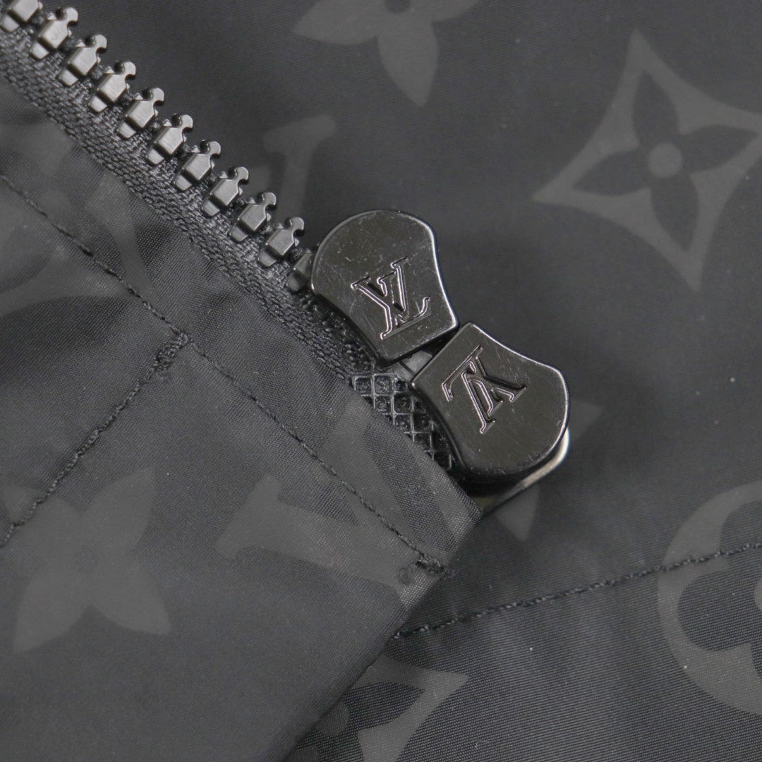 LOUIS VUITTON Mountain Hoodie HNK48W Outer: 100% nylon, Lining: 100% nylon black mens 50 Used Authentic