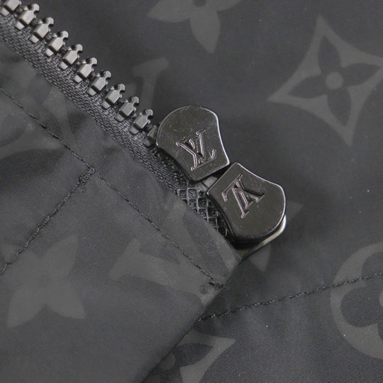 LOUIS VUITTON Mountain Hoodie HNK48W Outer: 100% nylon, Lining: 100% nylon black mens 50 Used Authentic