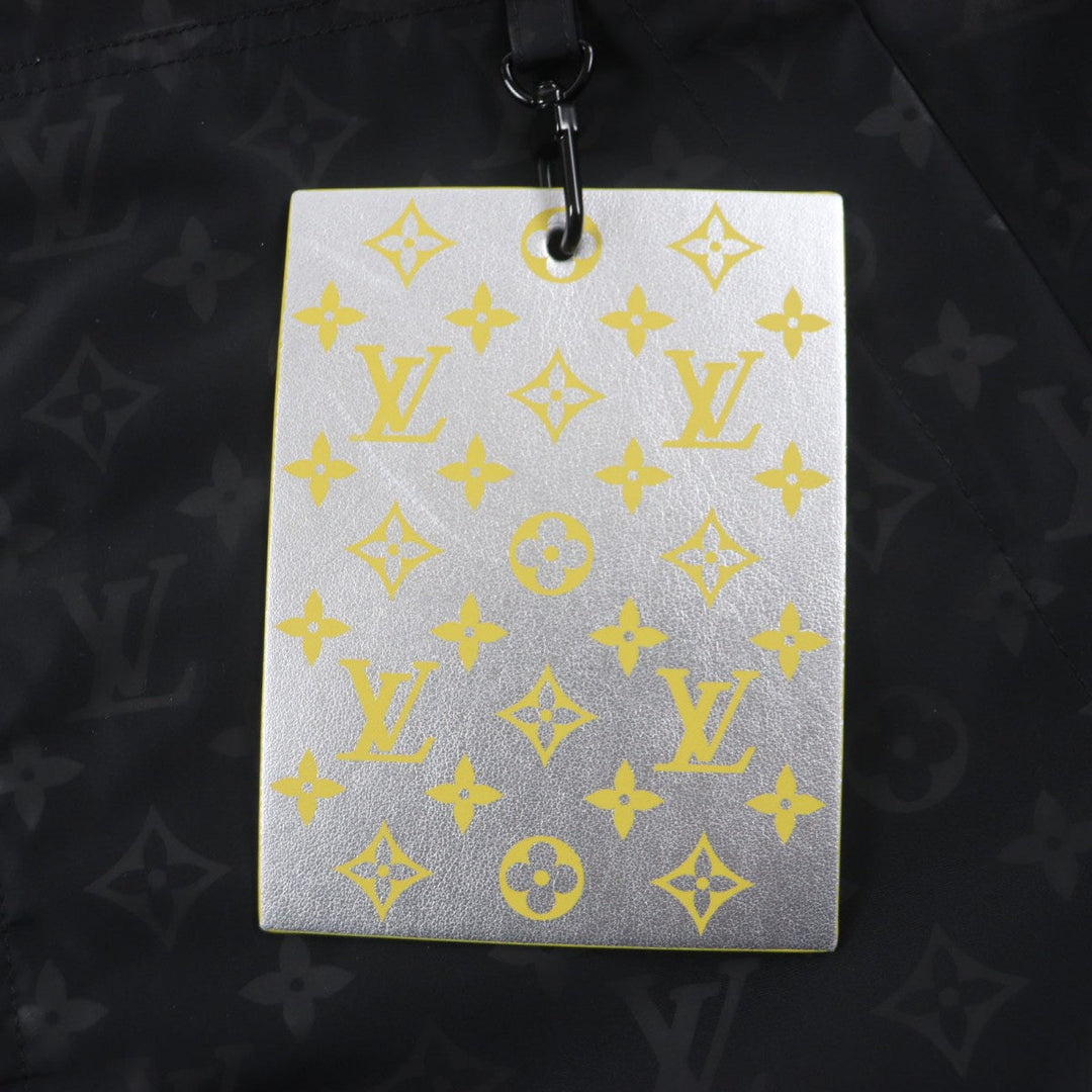 LOUIS VUITTON Mountain Hoodie HNK48W Outer: 100% nylon, Lining: 100% nylon black mens 50 Used Authentic