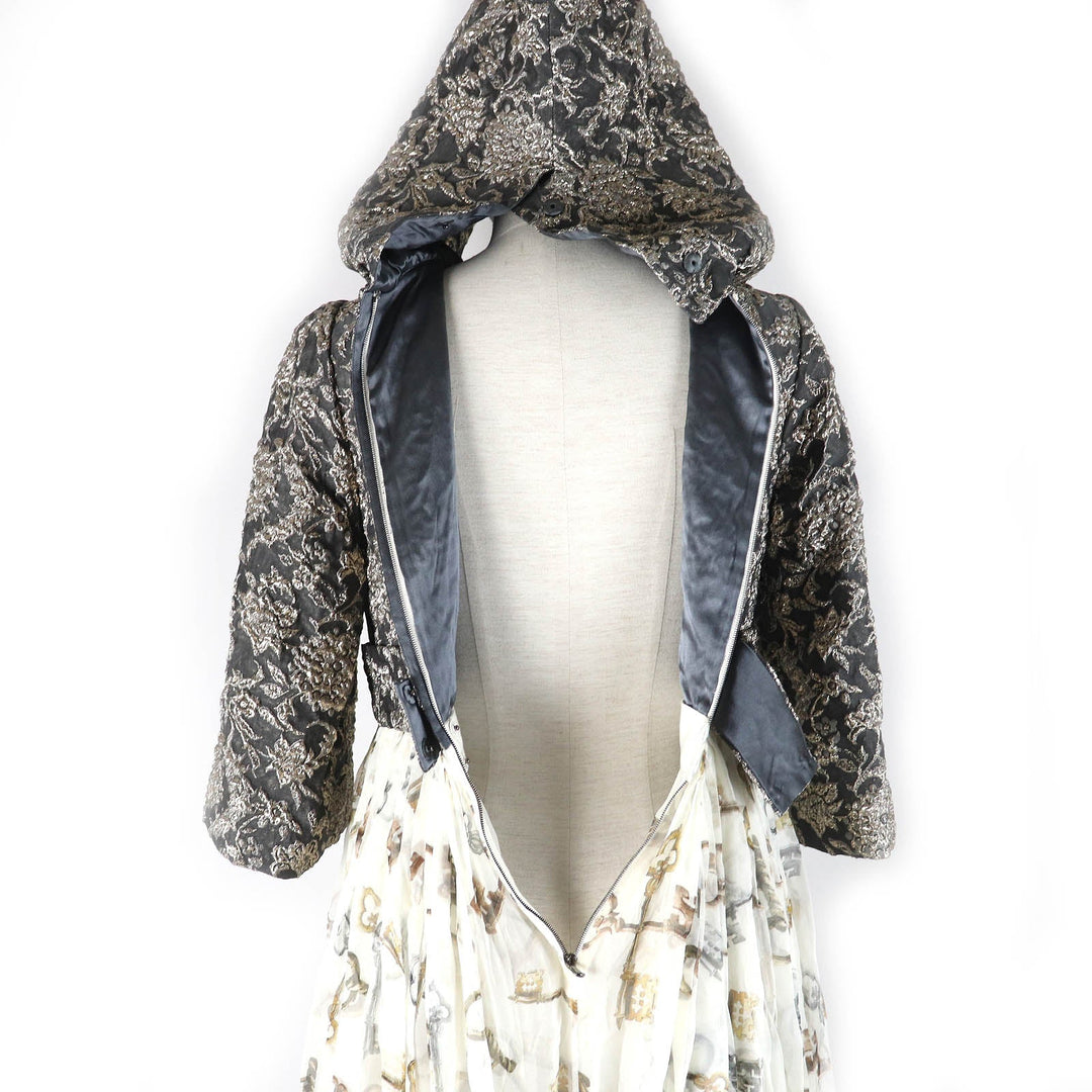 DOLCE&GABBANA one piece Outer: 60% silk, Outer: 18% acetate, Outer: 14% nylon, Outer: 8% polyester, Lining: 96% silk Gray type Light beige type Women 38 Used Authentic
