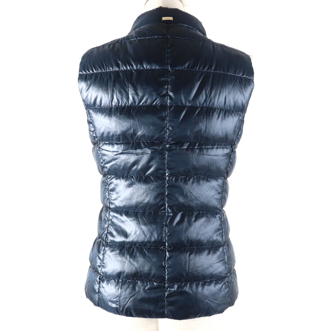 Herno Down vest PI0483D Main: 100% nylon, Lining: 100% nylon, Filling: 90% down, Filling: 10% feather Dark navy Women 40 Used Authentic