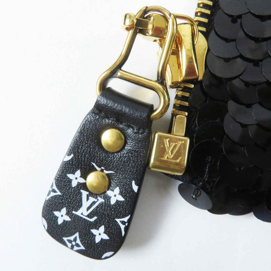LOUIS VUITTON Jacket 1A9NED FMVB03 Outer: 66% nylon, Outer: 34% polyurethane, Lining: 100% silk, Part: 86% wool, Part: 13% nylon black EMBROIDERED HOODIE Women 34 Used Authentic