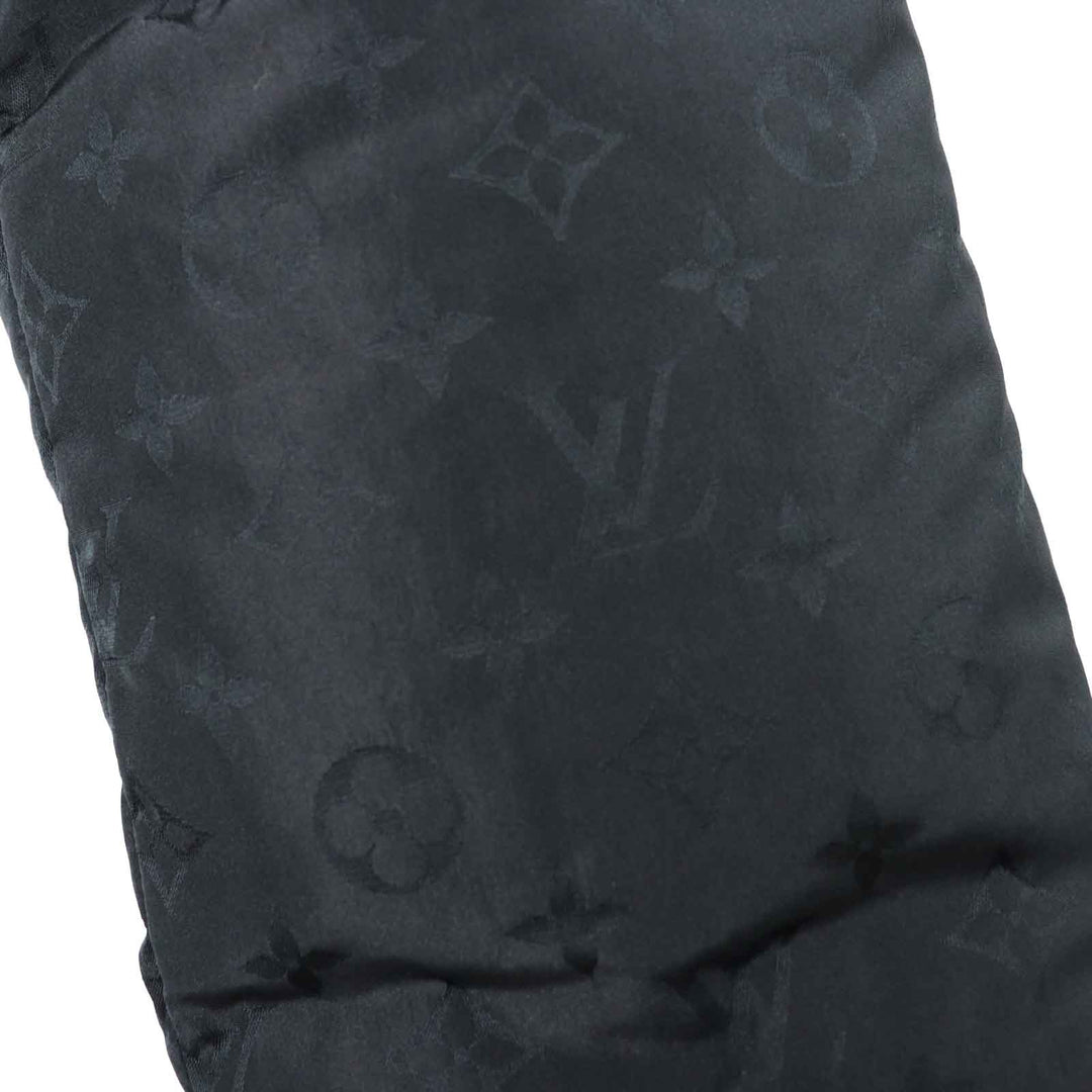 LOUIS VUITTON down coat FFCO018FLX Outer: 59% polyester, Outer: 41% silk, Lining: 50% rayon, Lining: 50% cupra, Filling: 90% down black Women 36 Used Authentic