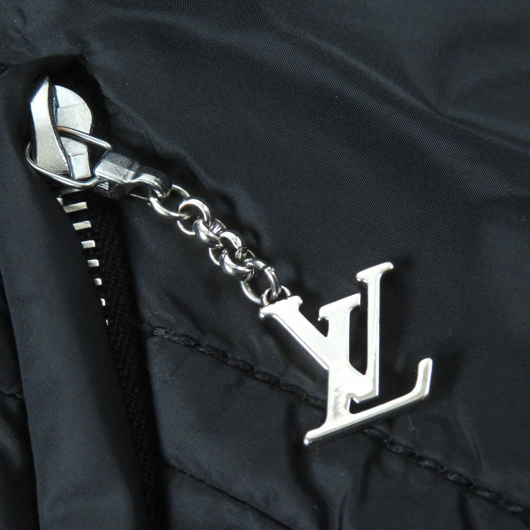 LOUIS VUITTON Down jacket Outer: 99% nylon, Outer: 1% polyurethane, Lining: 100% silk black Women 36 Used Authentic