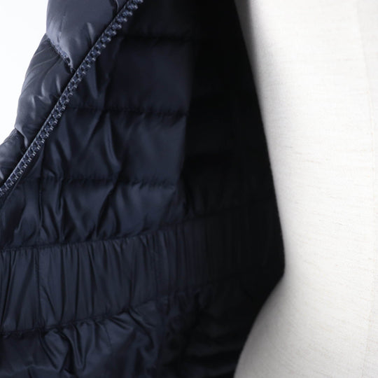 MONCLER down coat Main: 100% nylon, Lining: 100% nylon, Part: 50% cotton, Part: 50% nylon, Filling: 90% down Navy HODENITE Women 1 Used Authentic