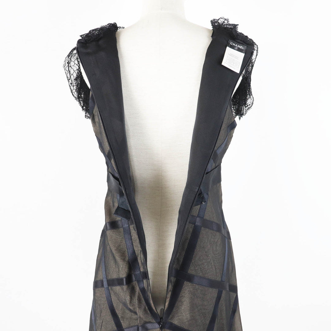 CHANEL one piece 07P P30570 Main: 100% silk, Part: 100% silk Black beige Women 38 Used Authentic