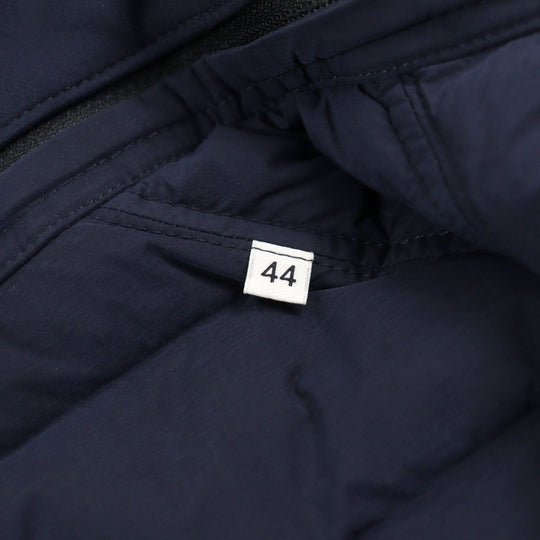 DUNO Down jacket Outer: 86% nylon, Outer: 14% polyurethane, Outer: 82% nylon, Outer: 18% polyurethane, Lining: 90% nylon Navy type mens 44 Used Authentic