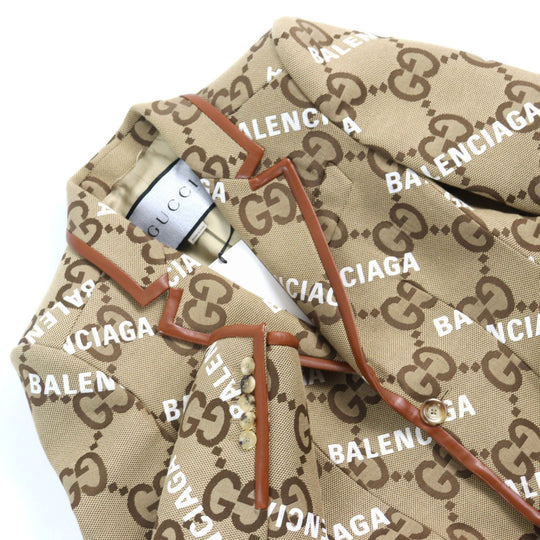 GUCCI coat 676015 Main: 70% cotton, Main: 30% polyester, Lining: 100% rayon, Leather part: sheepskin Beige type The Hacker Project Jumbo GG Coat The Hacker Project Jumbo GG Coat mens 46 Used Authentic