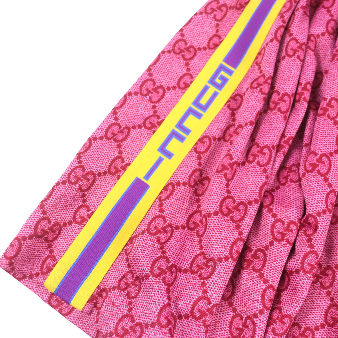 GUCCI Shorts 550599 Outer material: 55% polyester, Outer material: 45% cotton, Part: 100% nylon Pink red Women S Used Authentic