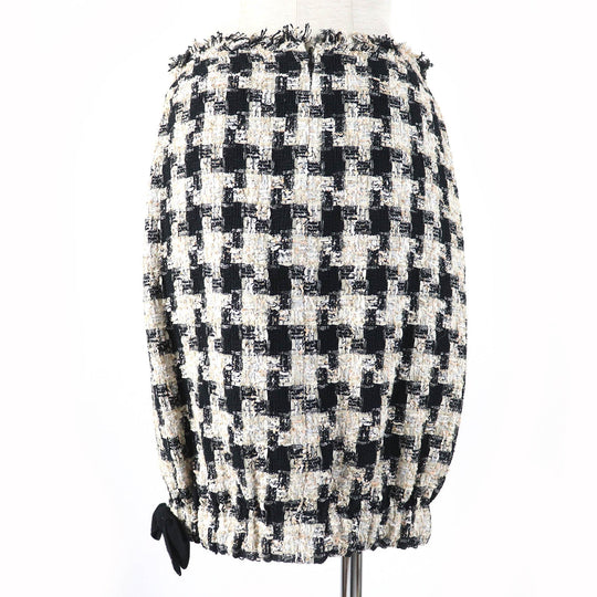 CHANEL Tweed skirt 04A P23948 Outer: 73% cotton, Outer: 18% polyester, Outer: 9% polyamide, Lining: 100% silk Black Beige type Women 38 Used Authentic