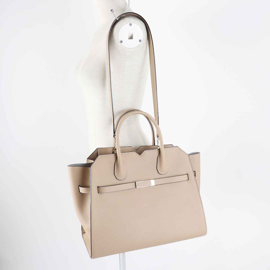 Valextra Shoulder Bag Main: Soft calfskin Cashmere (beige type) Milano bag medium Women Used Authentic