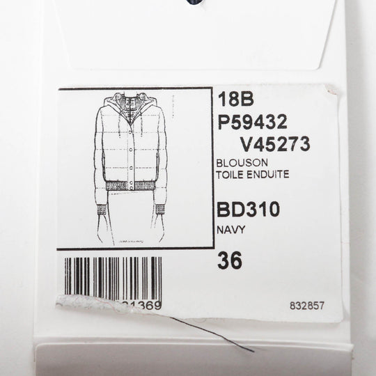 CHANEL Down jacket P59432 Outer: 98% polyamide (nylon), Outer: 2% polyurethane, Filling: 90% down, Filling: 10% feather, Lining: 100% polyamide (nylon), Part: 100% polyester Dark Navy Pink type Coconeige Women 36 Used Authentic
