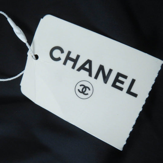 CHANEL Down jacket P59432 Outer: 98% polyamide (nylon), Outer: 2% polyurethane, Filling: 90% down, Filling: 10% feather, Lining: 100% polyamide (nylon), Part: 100% polyester Dark Navy Pink type Coconeige Women 36 Used Authentic