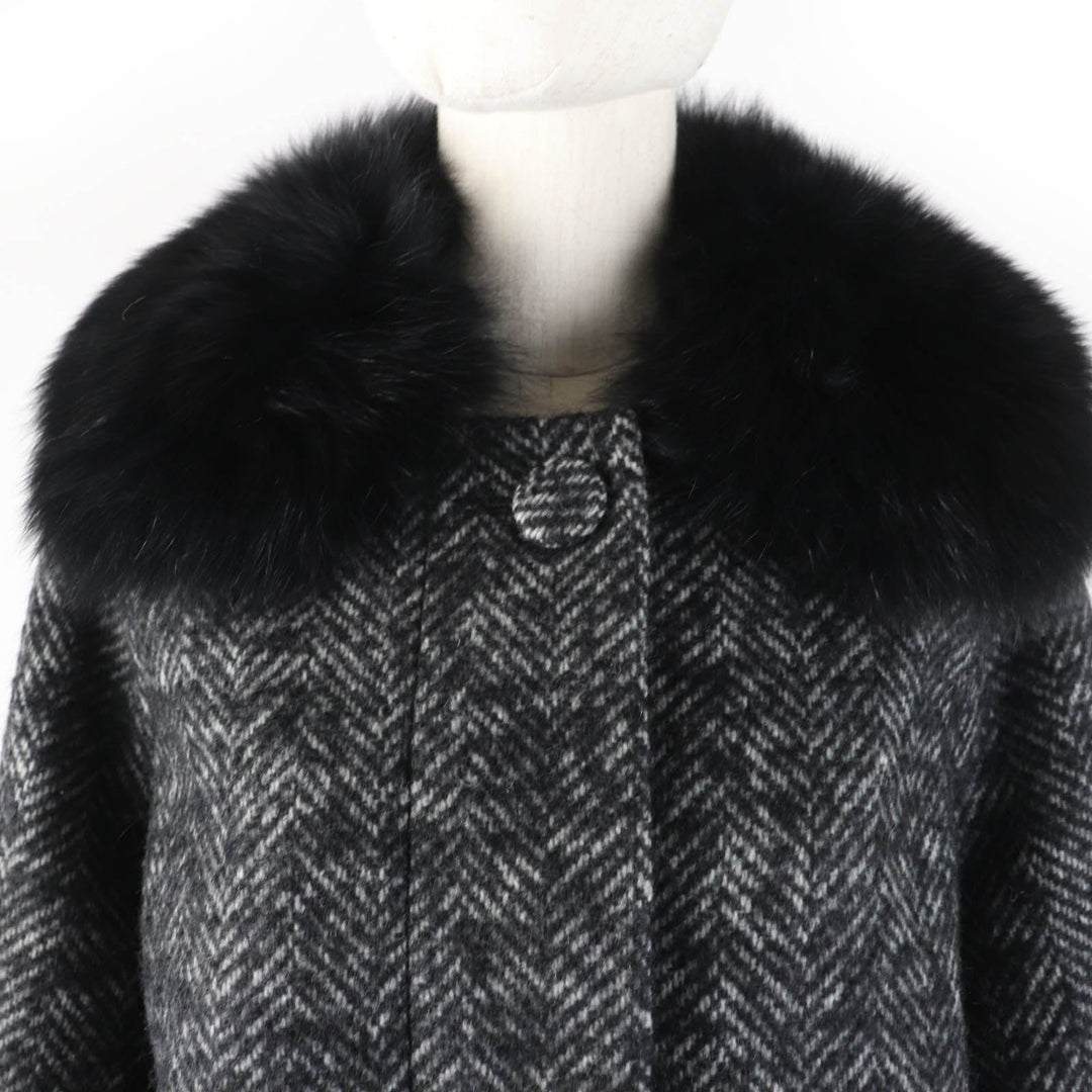 GRACE CONTINENTAL Jacket Main: 67% wool, Main: 19% mohair, Main: 14% nylon, Fur: fox, Lining: polyester Black type Women 38 Used Authentic
