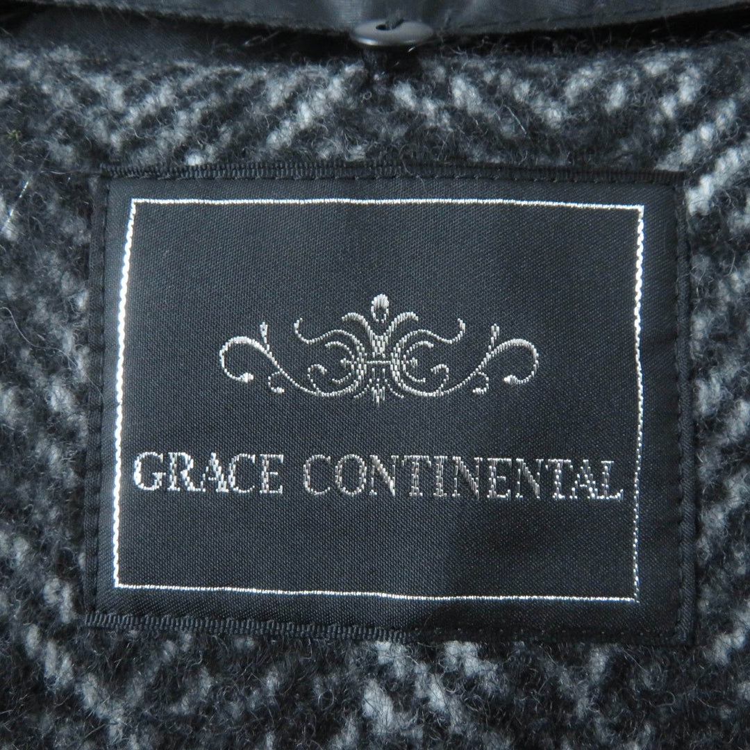GRACE CONTINENTAL Jacket Main: 67% wool, Main: 19% mohair, Main: 14% nylon, Fur: fox, Lining: polyester Black type Women 38 Used Authentic