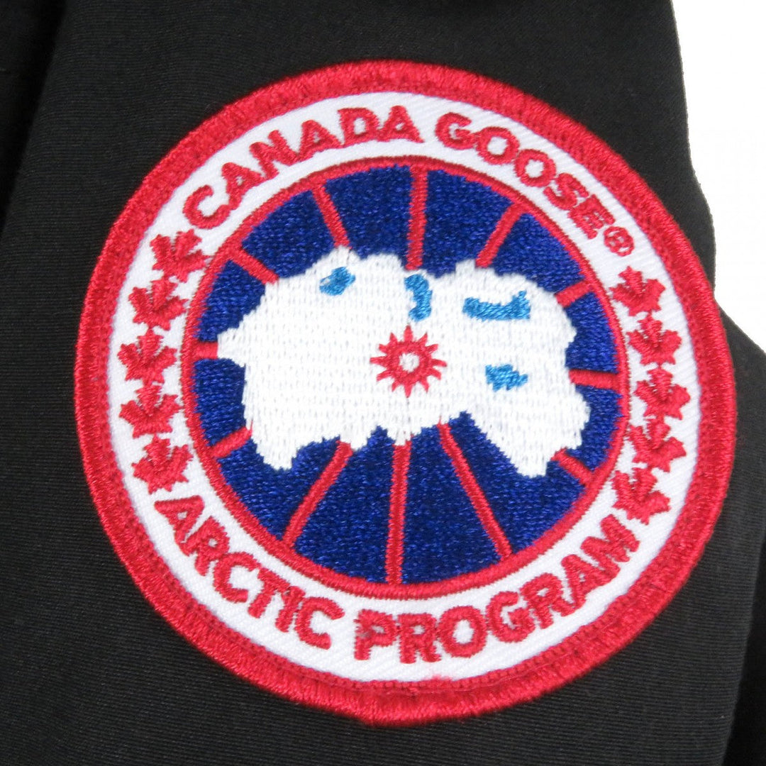 CANADA GOOSE Down jacket 2301JM Outer: 85% polyester, Outer: 15% cotton, Lining: 100% nylon, Filling: down, Fur: coyote black Russell Parka Russell mens S Used Authentic