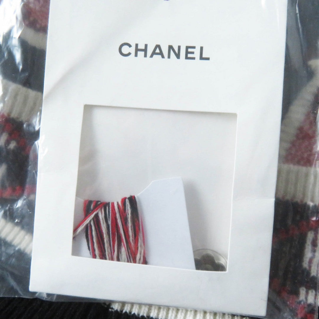 CHANEL one piece 19K P62575 Main: 80% cashmere, Main: 20% polyamide Black red white Women 42 Used Authentic