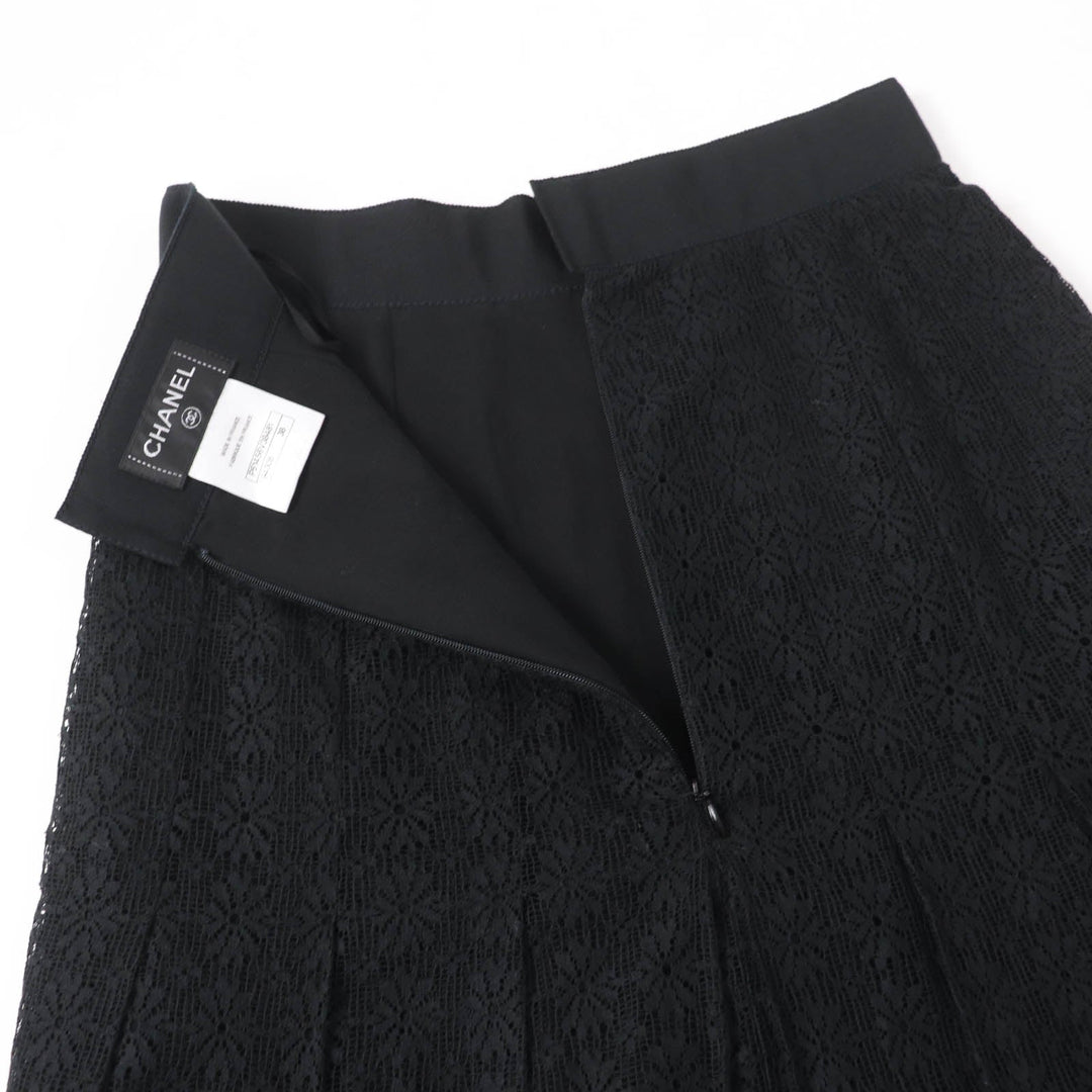 CHANEL Pleated skirt P51456V38481 Main: 94% cotton, Main: 6% nylon, Lining: 100% silk black Women 38 Used Authentic