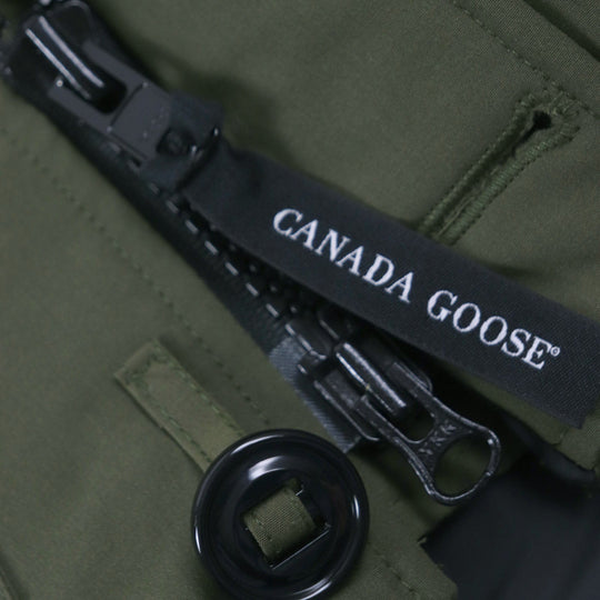 CANADA GOOSE Down jacket 2301JM Outer: 85% polyester, Outer: 15% cotton, Lining: 100% nylon, Part: 98% acrylic, Part: 2% polyester khaki Russell Parka Heritage Russell Parka Heritage mens S Used Authentic