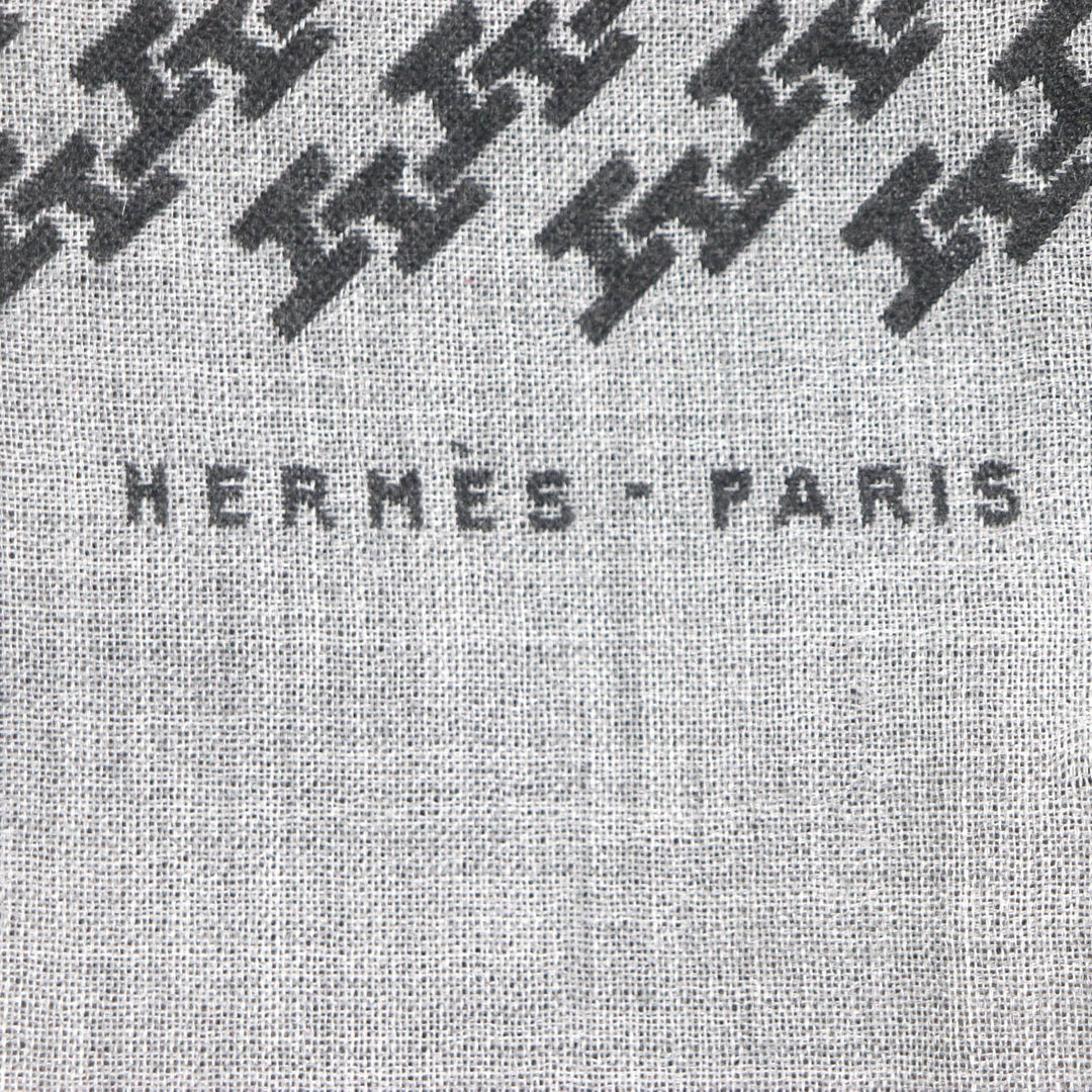 HERMES Scarf Main: 70% cashmere, Main: 30% silk Black Grey H ambriquet mens Used Authentic