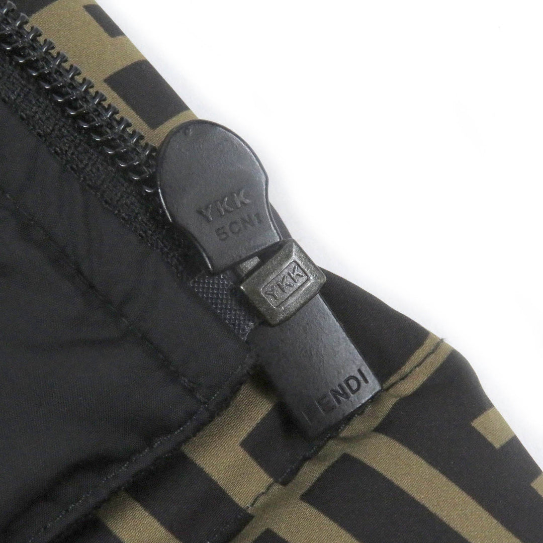 FENDI Down jacket FAA641 Main: 92% nylon, 8% polyurethane, 52% cotton, 48% polyester, lining: 100% nylon Brown black mens 46 Used Authentic