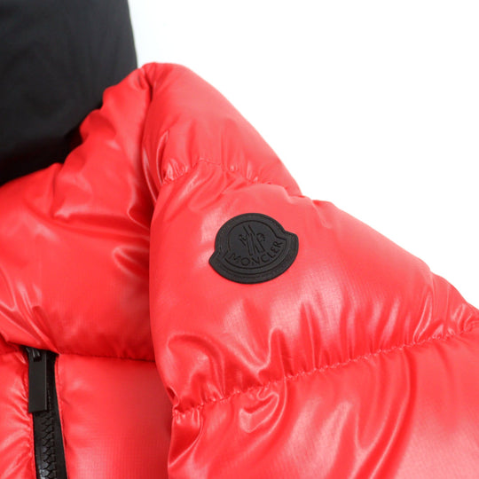 MONCLER Down jacket H20911A00197 5950K Outer: 100% polyester, Lining: 100% nylon, Part: 100% nylon, Part: 80% nylon, Part: 20% polyurethane Red black ZUBAIR GIUBBOTTO mens 2 Used Authentic