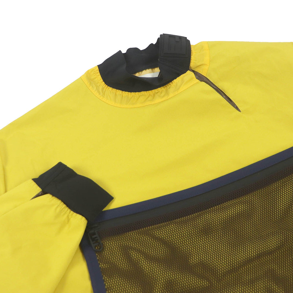 FENDI Nylon jacket FAN107 Main: 92% nylon, Main: 8% polyurethane, Part: polyurethane yellow mens L Used Authentic