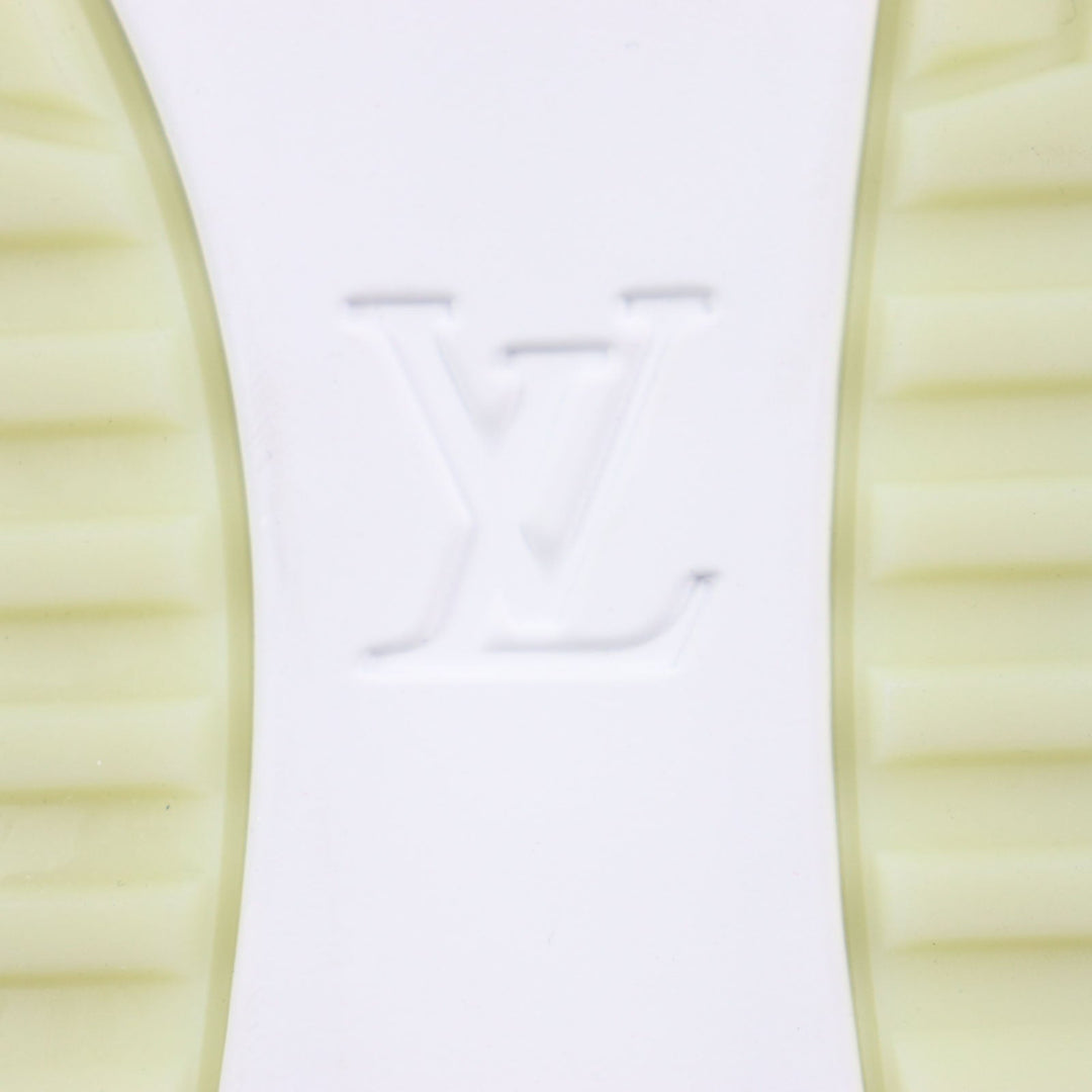 LOUIS VUITTON Low cut sneakers Main: Leather, Main: Nylon White Metal Blue Runaway line mens 6.5 Used Authentic