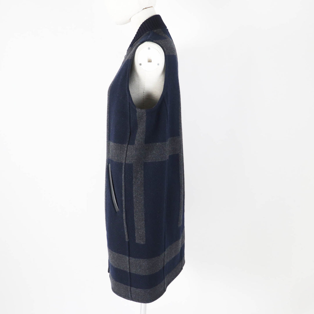 HERMES Vest Main: 98% cashmere, Main: 1% nylon, Main: 1% polyurethane, Part: 92% cashmere, Part: 6% nylon Navy gray Varsity Women 34 Used Authentic
