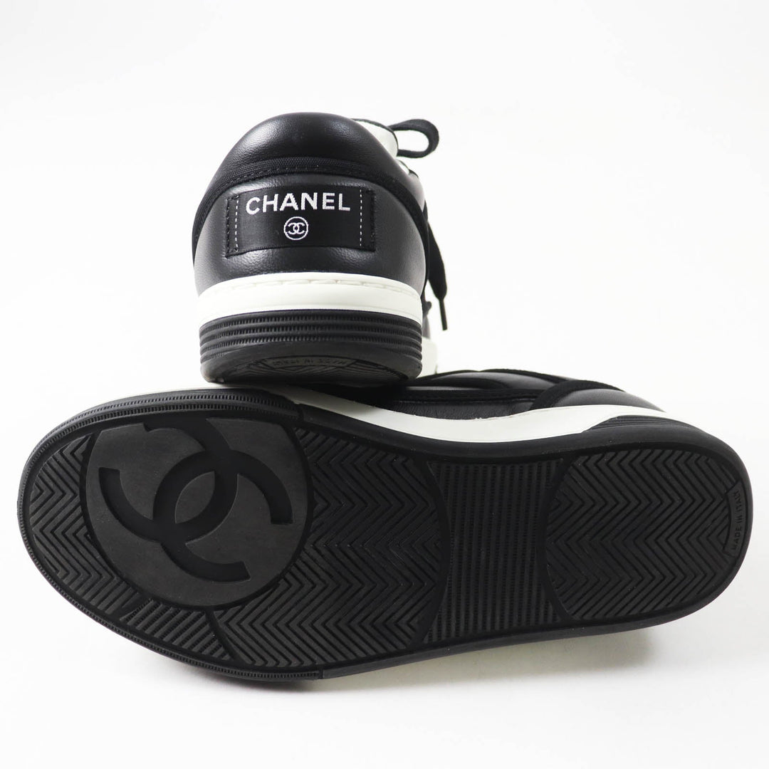 CHANEL sneakers 21S G37488 Main: Lambskin Black White Women 35.5 Used Authentic