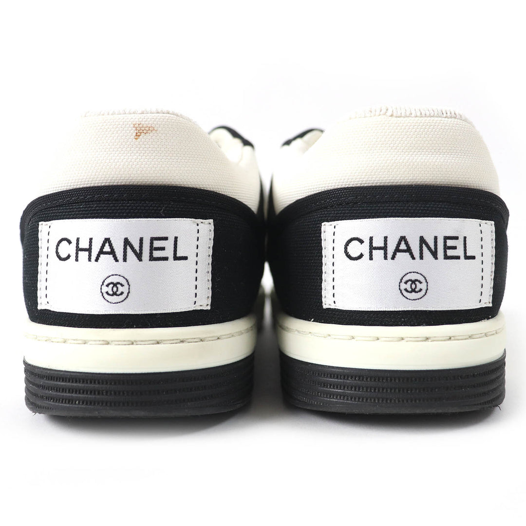 CHANEL Low cut sneakers G37488 Main: Canvas Black White Women 37 Used Authentic