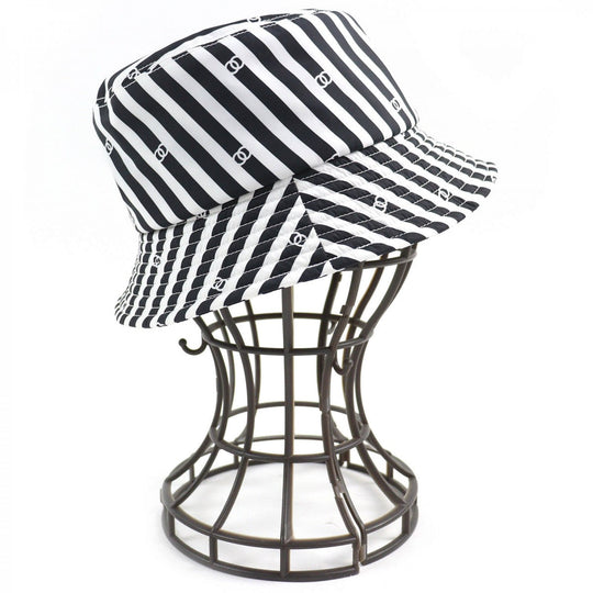 CHANEL hat AA9874 Outer: 100% polyester, Lining: 100% cotton Black White Women S Used Authentic