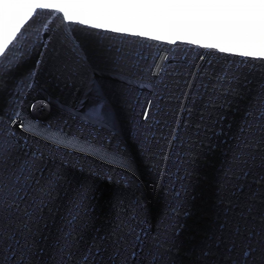 CHANEL Tweed skirt 01P P17613 Main: 42% wool, 31% cotton, 18% viscose, 9% nylon Navy black Women 40 Used Authentic