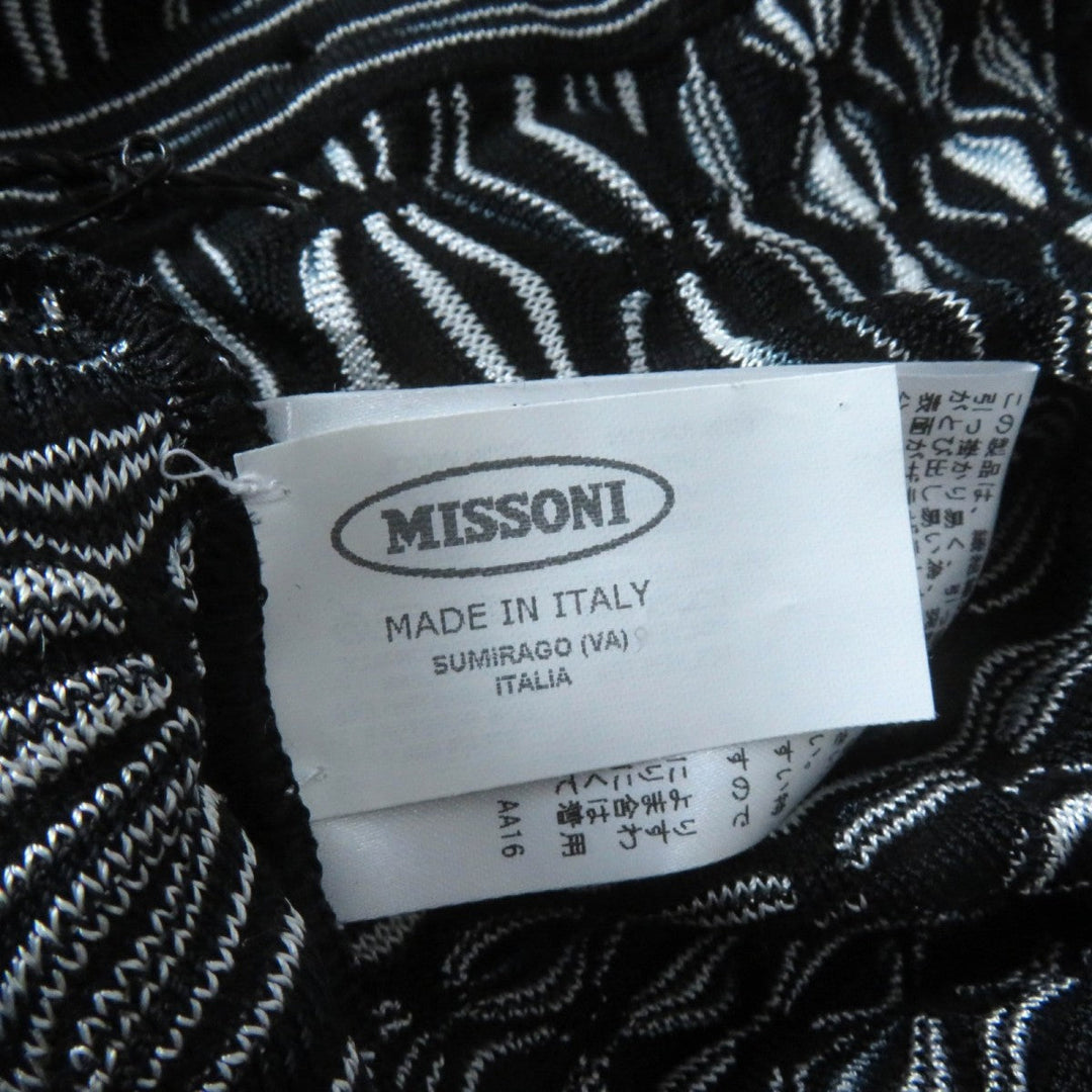 Missoni ensemble Main: 69% rayon, Main: 22% wool, Main: 9% polyester Black White Women 40 Used Authentic
