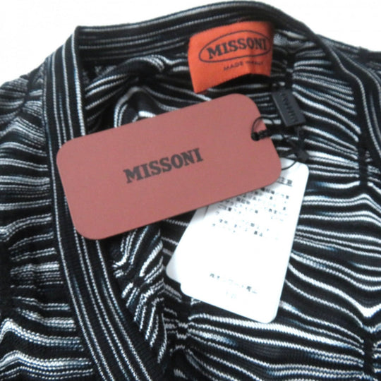 Missoni ensemble Main: 69% rayon, Main: 22% wool, Main: 9% polyester Black White Women 40 Used Authentic