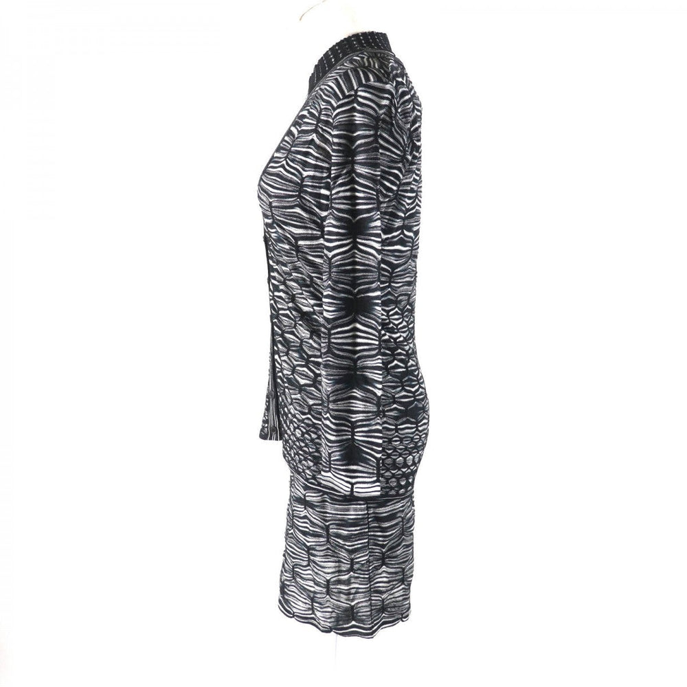 Missoni ensemble Main: 69% rayon, Main: 22% wool, Main: 9% polyester Black White Women 40 Used Authentic