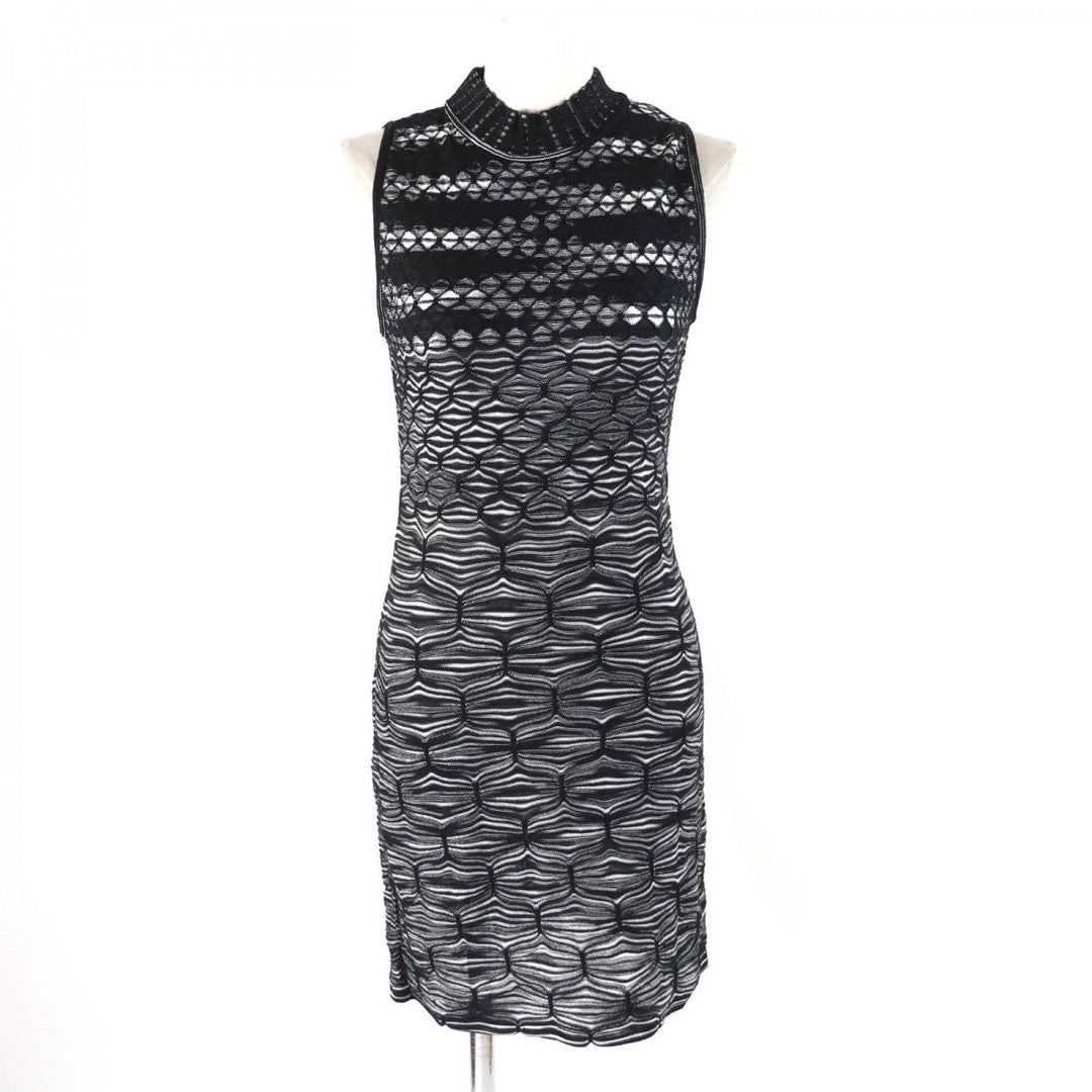Missoni ensemble Main: 69% rayon, Main: 22% wool, Main: 9% polyester Black White Women 40 Used Authentic