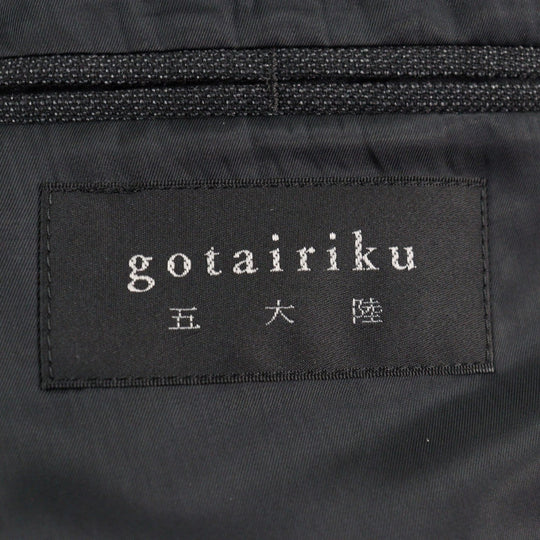 GOTAIRIKU suit Outer: 100% wool, Lining: polyester, Lining: rayon Dark gray mens 38 Used Authentic