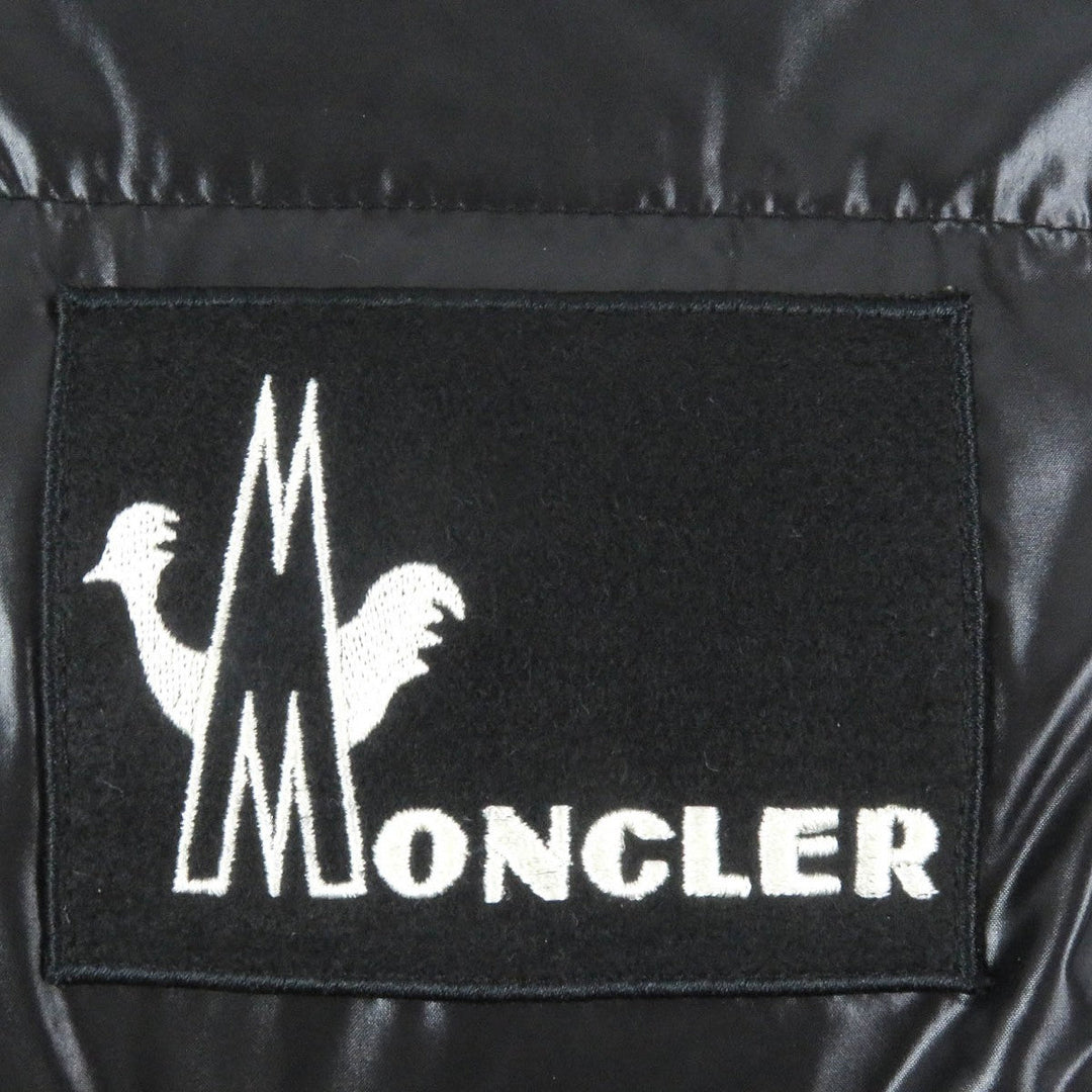 MONCLER Down vest Main: 100% nylon, Filling: 90% down, Filling: 10% feather black BANKER GILET mens Used Authentic
