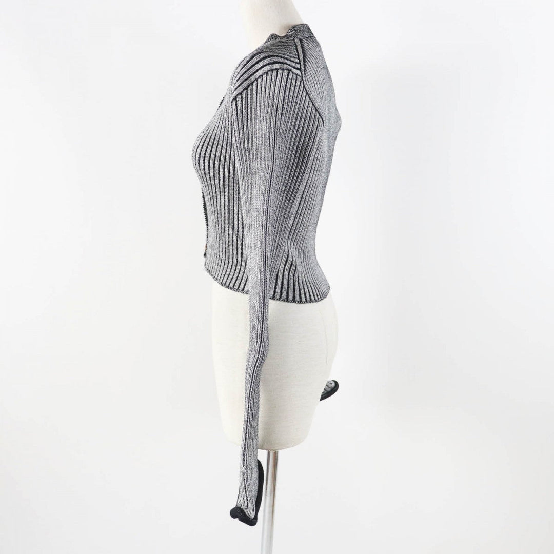 LOUIS VUITTON cardigan Outer material: 47% rayon, 45% wool, 7% nylon, 1% polyurethane Black Grey Trumpet Sleeve Women M Used Authentic