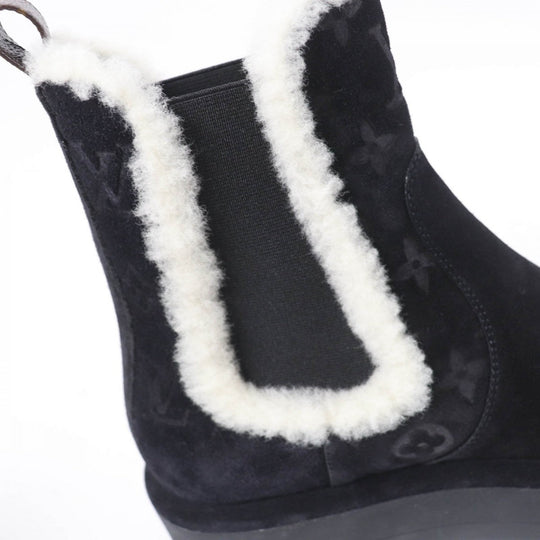 LOUIS VUITTON boots 1ADC6S Main: Suede leather Noir Aspen Chelsea boots Women 37.5 Used Authentic