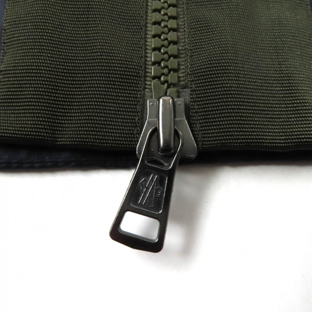 MONCLER Nylon jacket Main: 100% nylon Navy khaki CAPBRETON mens 2 Used Authentic