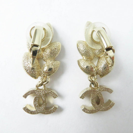 CHANEL Earring B22K Gold Plated gold Rhinestone Bijou Leaf COCO Mark Women Used Authentic