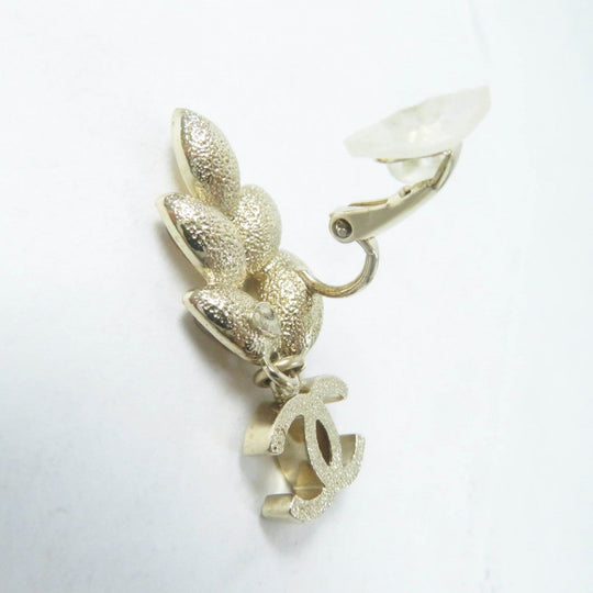 CHANEL Earring B22K Gold Plated gold Rhinestone Bijou Leaf COCO Mark Women Used Authentic