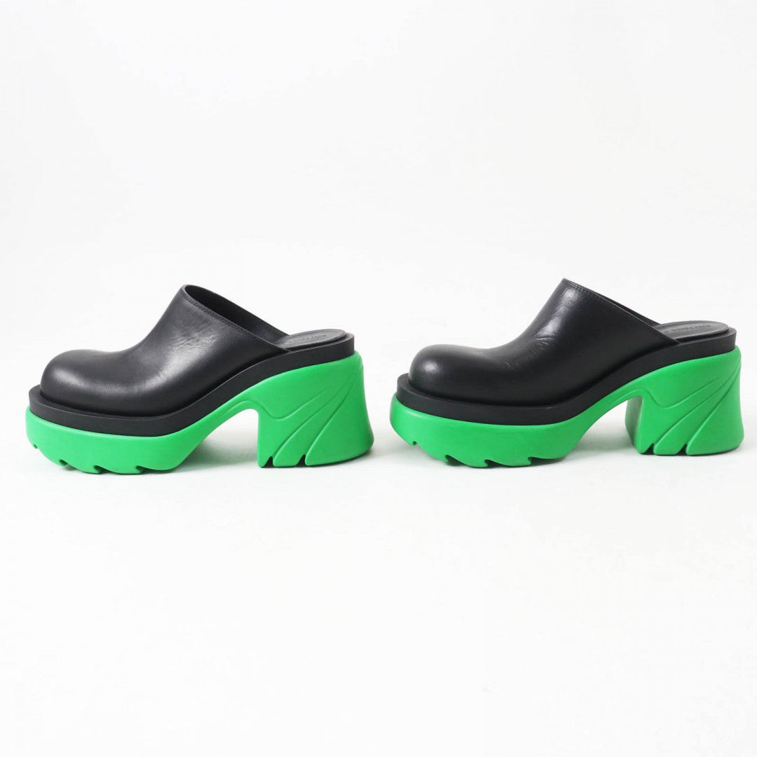 BOTTEGAVENETA Mule Main: Leather, Part: Rubber Black green FLASH Women 37 Used Authentic