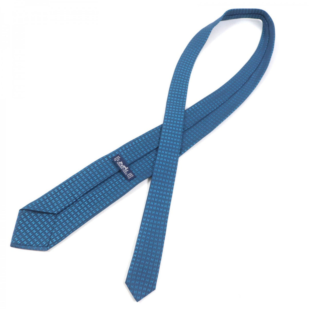 HERMES tie silk Navy blue Cravat Fasone