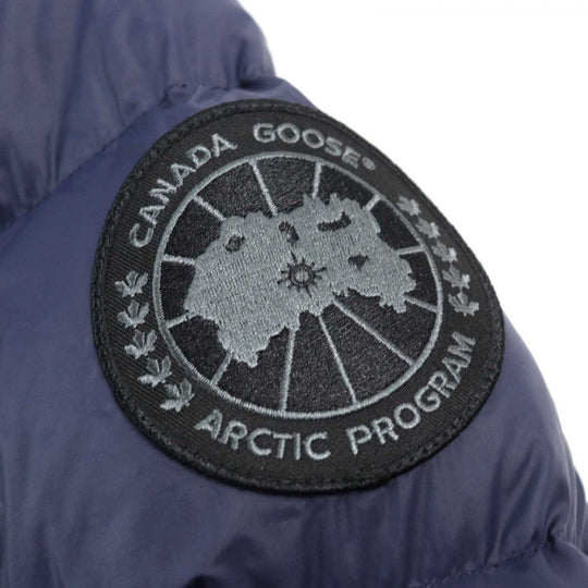 CANADA GOOSE down coat 2608MB Outer: 100% nylon, Lining: 100% nylon, Part: 96% acrylic, Part: 4% polyurethane, Filling: 90% down Navy black WARWICK PARKA mens S Used Authentic