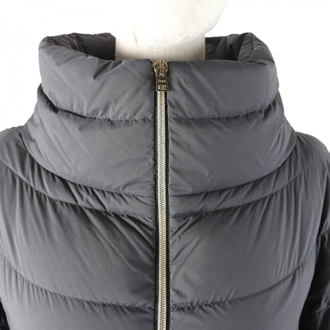 Herno down coat PI0832D Outer: 80% wool, Outer: 20% nylon, Part: 100% nylon, Part: 100% polyurethane, Lining: 100% nylon gray Women 40 Used Authentic