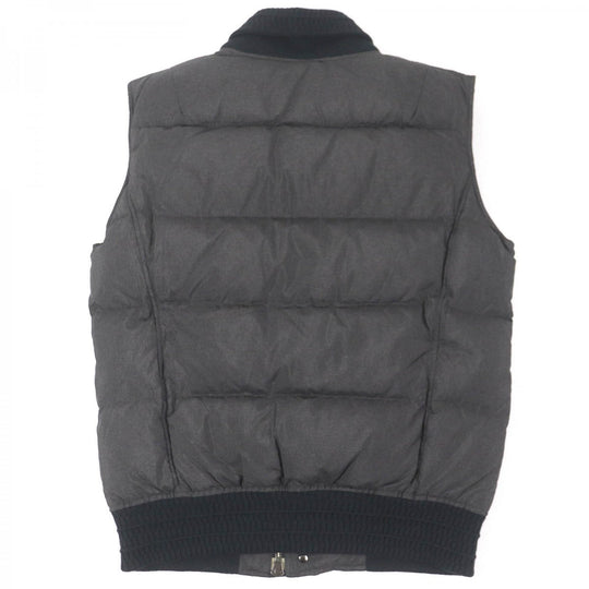 YVES SAINT LAURENT Vest 291930 Outer: 57% nylon, Outer: 43% polyester, Part: 100% wool, Lining: 50% cotton, Lining: 50% rayon charcoal mens 46 Used Authentic